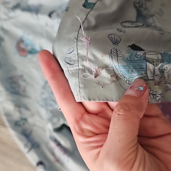 Disney Store Animators reversible jacket kids 7/8 hoodie multicolored print i7 - Picture 6 of 11